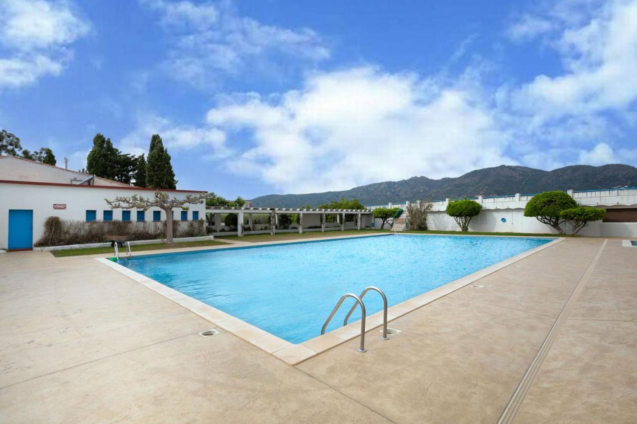 Apartamento Edificio La Masia Roses Luaran gambar